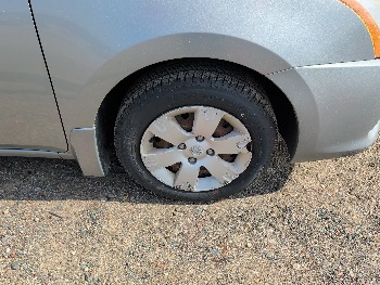 2011 nissan sentra 2.0 with 128752 miles for sale near Elk River, Minnesota 106636_15_front_pass_wheel.jpg