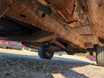 1998 jeep cherokee sport-4-door-4wd with 185611 miles for sale near Elk River, Minnesota 106637_17_undercar_drv_side.jpg