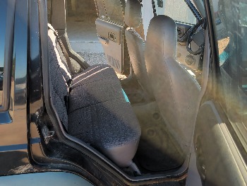 1998 jeep cherokee sport-4-door-4wd with 185611 miles for sale near Elk River, Minnesota 106637_28_pass_rear_seat.jpg