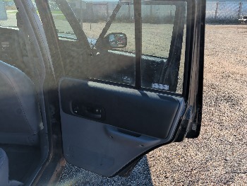 1998 jeep cherokee sport-4-door-4wd with 185611 miles for sale near Elk River, Minnesota 106637_30_pass_rear_door_panel.jpg