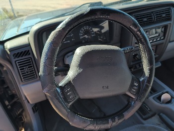 1998 jeep cherokee sport-4-door-4wd with 185611 miles for sale near Elk River, Minnesota 106637_36_steering_wheel.jpg