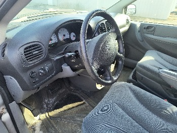2005 dodge caravan sxt with 132608 miles for sale near Elk River, Minnesota 106640_37_left_of_steering_wheel.jpg