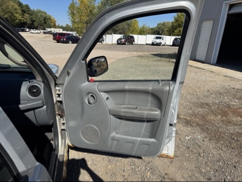 2005 jeep liberty sport-4wd with 175646 miles for sale near Elk River, Minnesota 106643_32_passenger_door_panel.jpg