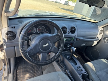 2005 jeep liberty sport-4wd with 175646 miles for sale near Elk River, Minnesota 106643_33_dash_from_driver.jpg
