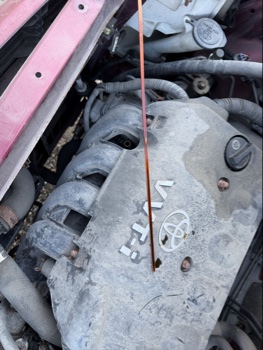 2006 scion xb wagon with 203036 miles for sale near Elk River, Minnesota 106646_50_oil_dipstick.jpg
