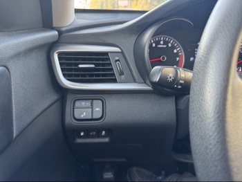 2020 kia optima lx with 79869 miles for sale near Elk River, Minnesota 106650_37_left_of_steering_wheel.jpg