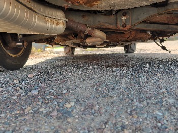 2000 saturn ls ls2 with 145375 miles for sale near Elk River, Minnesota 106652_19_undercar_rear.jpg