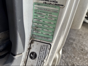 2015 isuzu nqr - with 248215 miles for sale near Elk River, Minnesota 106653_47_door_vin_sticker.jpg