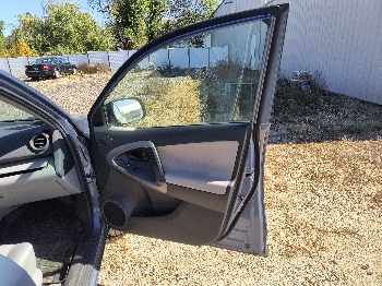2010 toyota rav4 base-i4-4wd with 209322 miles for sale near Elk River, Minnesota 106656_32_passenger_door_panel.jpg