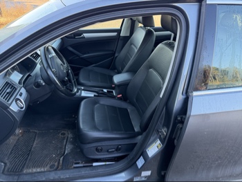 2012 volkswagen passat 2.5l-se-mt with 176667 miles for sale near Elk River, Minnesota 106657_22_driver_seat.jpg