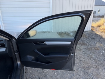 2012 volkswagen passat 2.5l-se-mt with 176667 miles for sale near Elk River, Minnesota 106657_32_passenger_door_panel.jpg