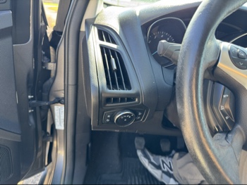 2013 ford focus se-sedan with 242471 miles for sale near Elk River, Minnesota 106659_37_left_of_steering_wheel.jpg