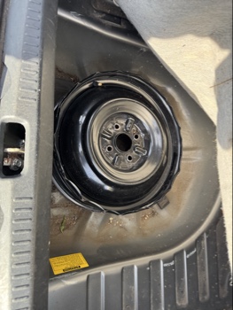 2003 toyota echo 4-door-sedan with 222883 miles for sale near Elk River, Minnesota 106664_27_spare_tire.jpg
