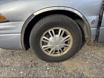 2005 buick lesabre limited with 211419 miles for sale near Elk River, Minnesota 106668_12_drv_front_wheel.jpg