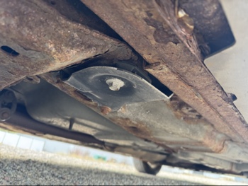 2005 buick lesabre limited with 211419 miles for sale near Elk River, Minnesota 106668_20_undercar_rear_pass.jpg