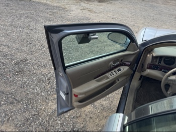 2005 buick lesabre limited with 211419 miles for sale near Elk River, Minnesota 106668_23_driver_door_panel.jpg
