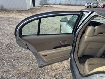 2005 buick lesabre limited with 211419 miles for sale near Elk River, Minnesota 106668_25_drv_rear_door_panel.jpg