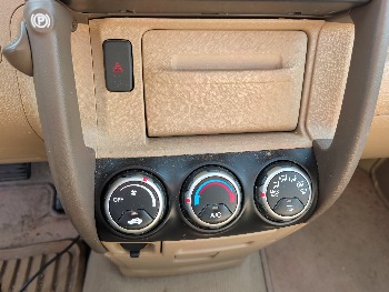 2006 honda cr-v lx-4wd-at with 52124 miles for sale near Elk River, Minnesota 106673_40_climate_control.jpg