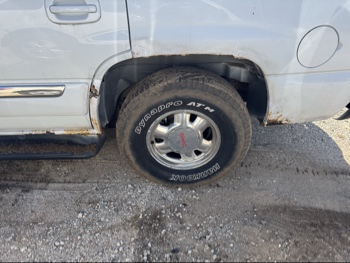 2002 gmc yukon 4wd with 268752 miles for sale near Elk River, Minnesota 106679_13_rear_drv_wheel.jpg