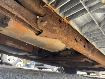 2002 gmc yukon 4wd with 268752 miles for sale near Elk River, Minnesota 106679_20_undercar_rear_pass.jpg