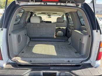 2002 gmc yukon 4wd with 268752 miles for sale near Elk River, Minnesota 106679_26_trunk.jpg