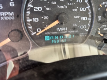 2002 gmc yukon 4wd with 268752 miles for sale near Elk River, Minnesota 106679_44_mileage_closeup.jpg
