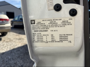 2002 gmc yukon 4wd with 268752 miles for sale near Elk River, Minnesota 106679_47_door_vin_sticker.jpg