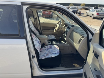 2009 ford escape xlt-fwd-v6 with 165967 miles for sale near Elk River, Minnesota 106684_31_passenger_seat.jpg