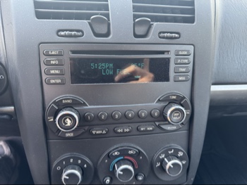 2006 chevrolet malibu lt with 143181 miles for sale near Elk River, Minnesota 106693_39_radio_closeup.jpg