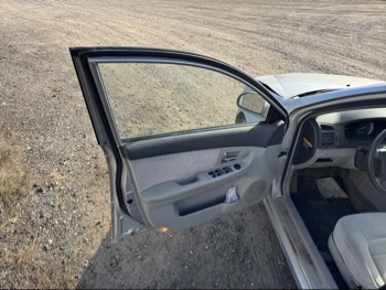 2007 kia spectra lx with 188719 miles for sale near Elk River, Minnesota 106695_23_driver_door_panel.jpg