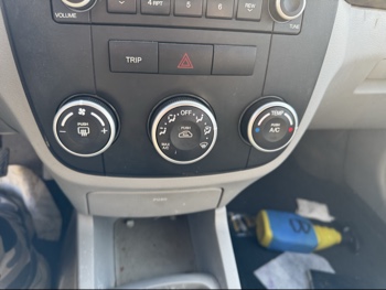 2007 kia spectra lx with 188719 miles for sale near Elk River, Minnesota 106695_40_climate_control.jpg