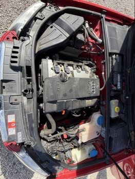 2006 audi a4 2.0t-quattro for sale near Elk River, Minnesota 106725_49_engine_bay.jpg