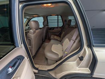 2004 gmc envoy sle-4wd with 196701 miles for sale near elk-river, minnesota 10c52f1876c5445284eb1ec5a43086c4.jpg