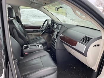 2010 chrysler town-and-country touring with 184874 miles for sale near elk-river, minnesota 112fd374d5854f3f9d2a74e1ccd6fb03.jpg