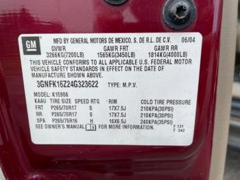 2004 chevrolet suburban 1500-4wd with 315133 miles for sale near elk-river, minnesota 11a1f03d330d432386e7b0bf01995e0f.jpeg