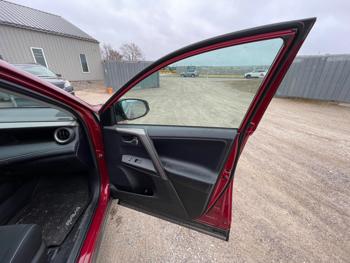 2018 toyota rav4 xle-awd with 22940 miles for sale near elk-river, minnesota 11bc19afc465474ab7241f00b69a7b26.jpeg