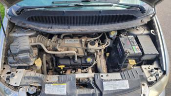 2004 dodge grand-caravan sxt with 275900 miles for sale near burnsville, minnesota 11bf6da05b6e49f6a9a53e2d629fcf64.jpg