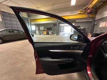 2013 subaru outback 2.5i-premium with 331394 miles for sale near elk-river, minnesota 121542e3ee474b1e92be8fcf50d79b5b.jpg