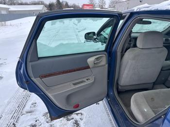 2005 chevrolet impala ls with 290353 miles for sale near elk-river, minnesota 121d70c733c94b2487bfd703b9cfc5ca.jpeg