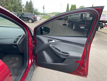 2014 ford focus se-sedan with 109384 miles for sale near burnsville, minnesota 12b21a41dcd741bebcf4a1874a13ba12.jpeg