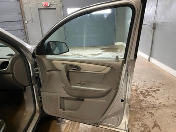 2013 chevrolet traverse ls with 186068 miles for sale near elk-river, minnesota 13630d17b3da438d94d89d0d0ca3696d.jpg