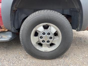 2001 chevrolet suburban 1500 with 236426 miles for sale near elk-river, minnesota 13f0baf49af046978535153cd7601ece.jpg