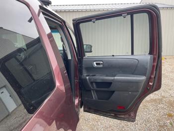 2012 honda pilot touring-4wd-5-spd-at-with-dvd with 229759 miles for sale near elk-river, minnesota 14402b482a834b93a028f216cd58ad10.jpeg