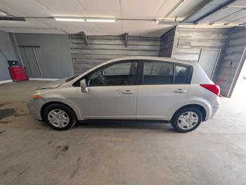 2011 nissan versa 1.8-sl-hatchback with 202864 miles for sale near elk-river, minnesota 145874fc1a2f40459a27d6ee3089c303.jpg