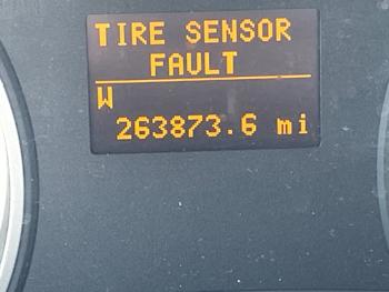 2006 ford explorer eddie-bauer-4.6l-4wd with 263873 miles for sale near fridley, minnesota 14aa32220eb9428880f91d940d5c3d71.jpeg