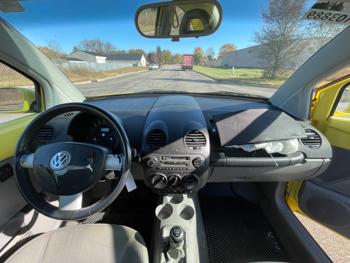2001 volkswagen new-beetle glx with 161515 miles for sale near elk-river, minnesota 14de3d75e2f345628edbee3bb37b90c9.jpeg