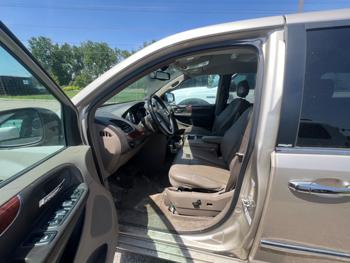 2013 chrysler town-&-country touring-l with 219628 miles for sale near savage, minnesota 1653638024424f7f8c37dd075d007ea7.jpeg