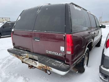 1999 chevrolet suburban ls with 123885 miles for sale near elk-river, minnesota 167d6427f15e4d3bb9ed51e96d80d58d.jpg