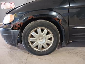 2004 chrysler town-&-country touring with 243225 miles for sale near elk-river, minnesota 16aa347e97fe431f94c0578461216ecf.jpg