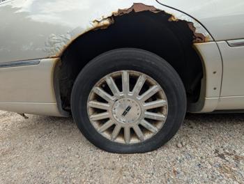 2003 lincoln town-car signature for sale near elk-river, minnesota 16f4327977474fc9bfe8df780143de99.jpg